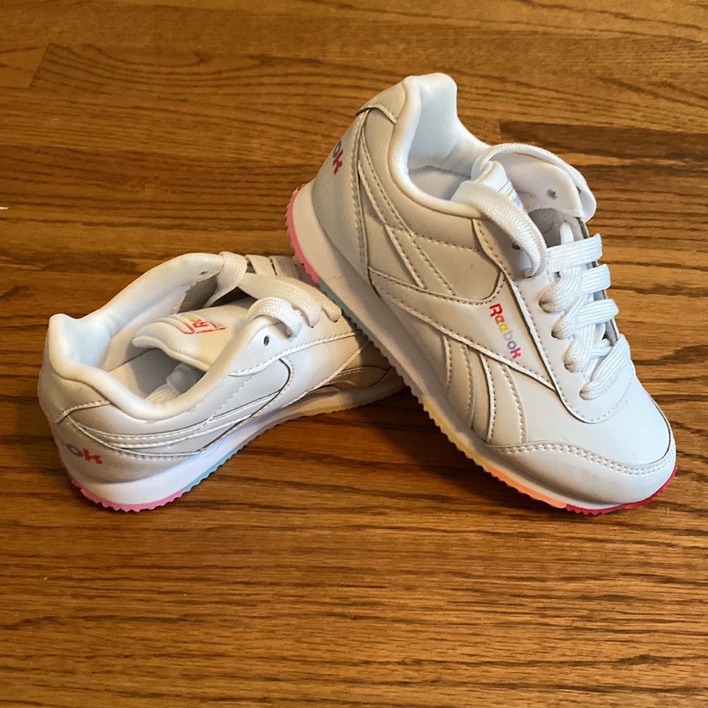 NEW White Rainbow Reeboks 🌈 size 11.5